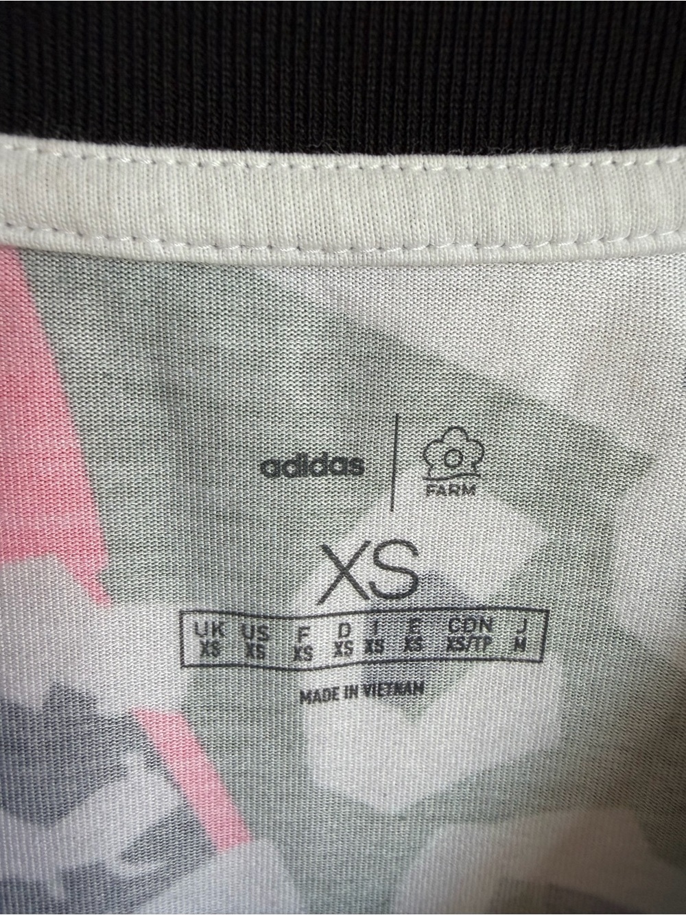 Adidas FARM Rio Graphic Tee XS Multicolor Abstract Print Athletic Shirt Top - Picture 2 of 11